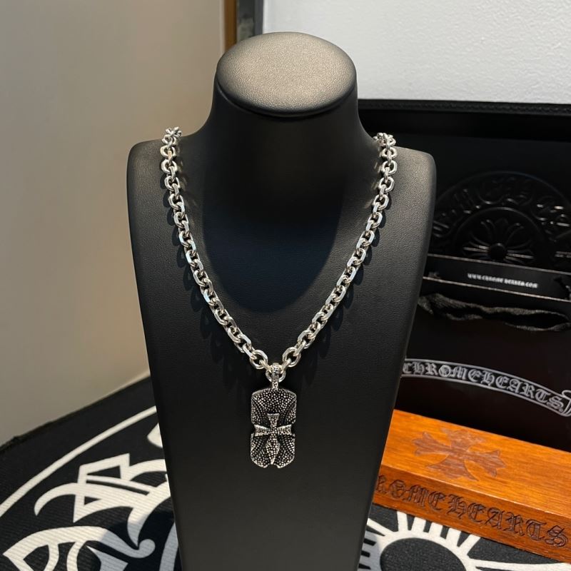 Ch*0me He**ts necklaces